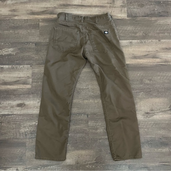 Dickies Men's Chocolate Straight Jeans - Picture 3 of 4